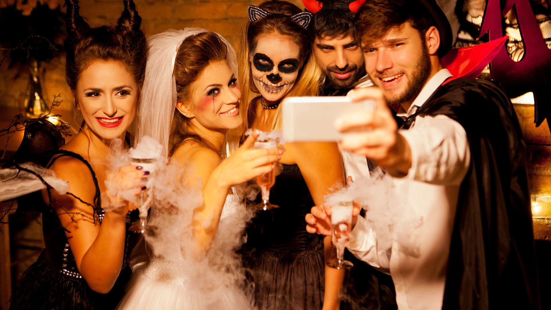 5 Halloween Party Tips That Will Have Your Friends Coming Back Year After Year